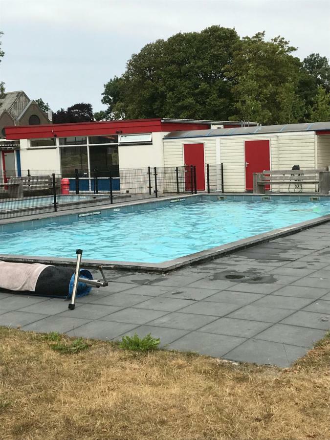 Stinswoning " Waadhoeke " Tzummarum Exteriér fotografie